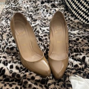 Christian Louboutin décolleté 868 100 Patent Calf Camel